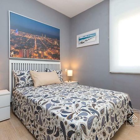 S12 - Beach Front Apartment --Free Wifi- Salou Luaran gambar