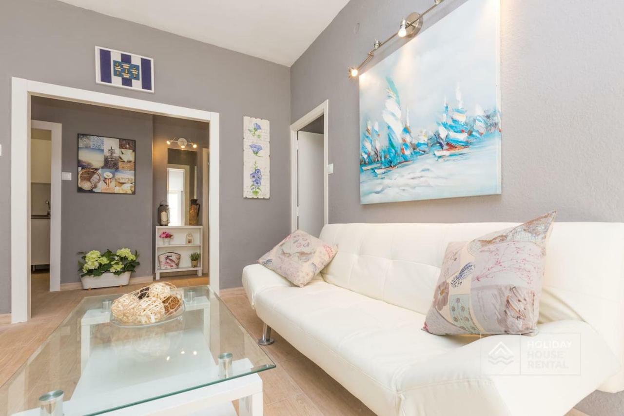 S12 - Beach Front Apartment --Free Wifi- Salou Luaran gambar