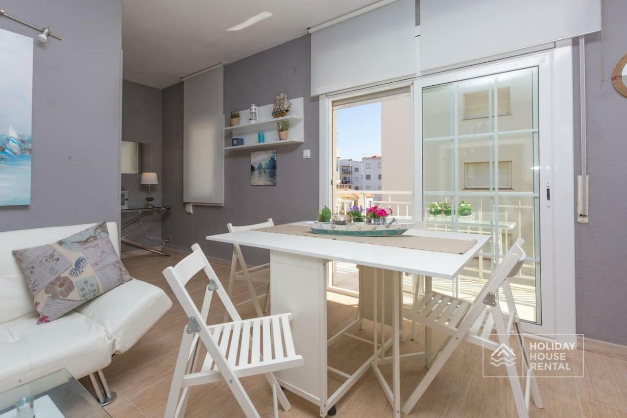 S12 - Beach Front Apartment --Free Wifi- Salou Luaran gambar