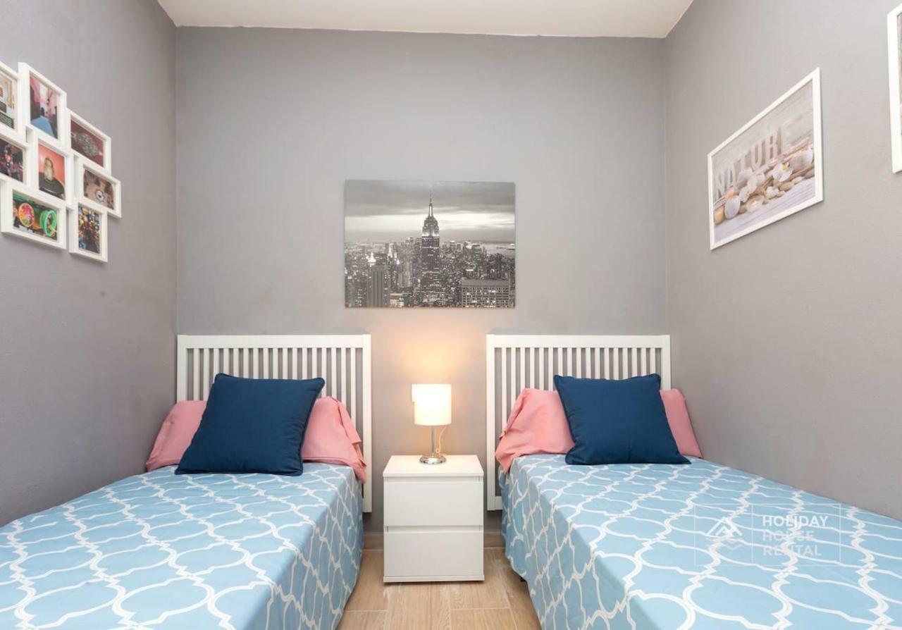 S12 - Beach Front Apartment --Free Wifi- Salou Luaran gambar